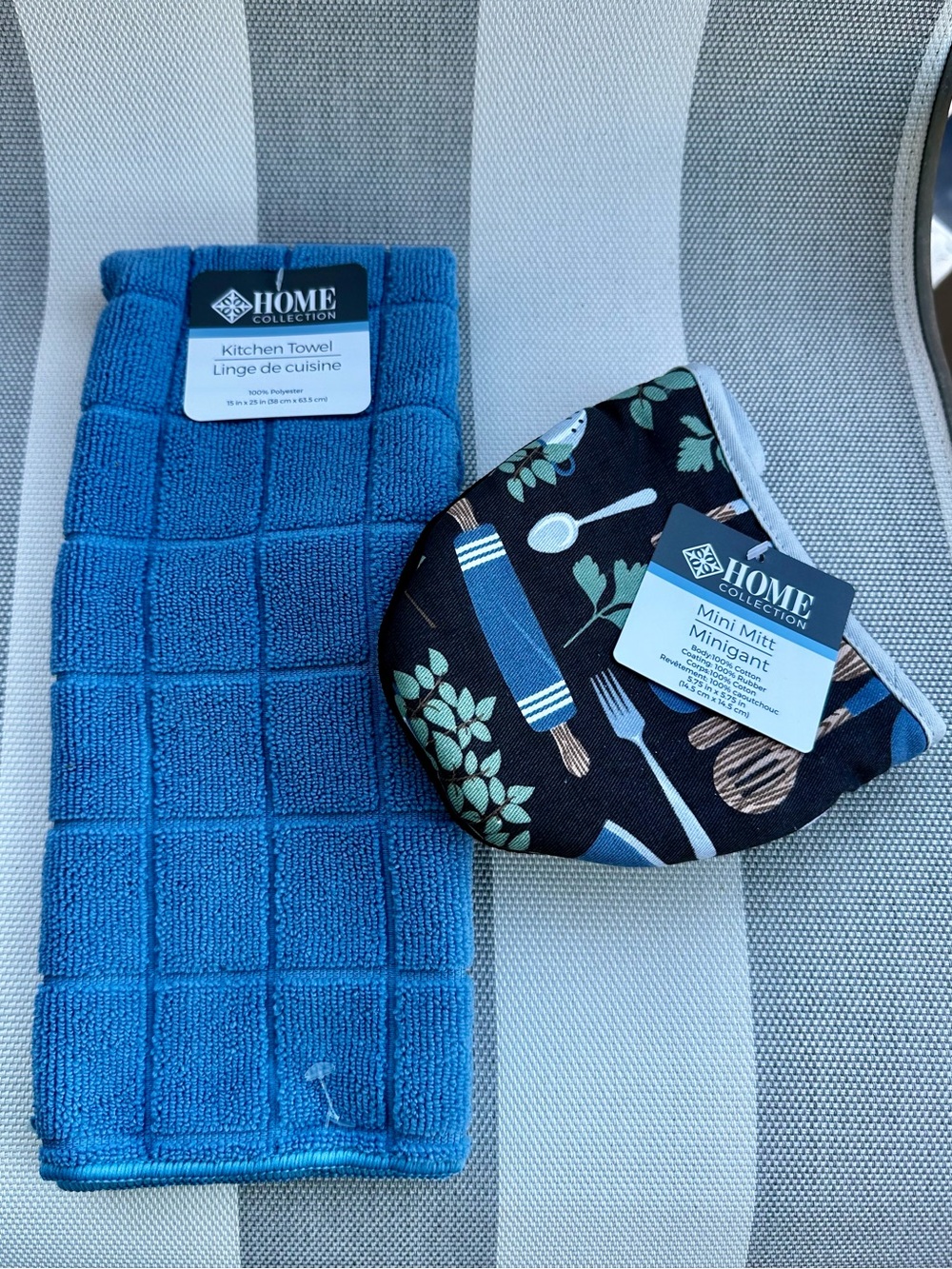 NWT Blue Kitchen Towel & Utensil Print Mini Oven Mitt 2-Pc Set